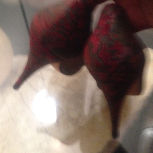 Floral printed leather &suede pumps - Picture 3 of 4