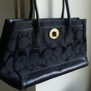 Nice Coach purse
