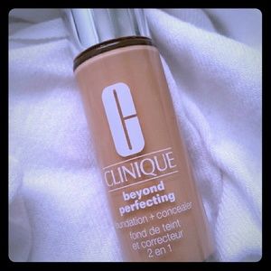 Clinique beyond perfecting foundation