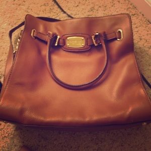 Micheal kors purse