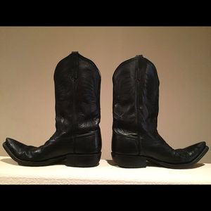 Handmade Point Toe Rios of Mercedes Black Boots