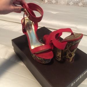 Bebe wedges