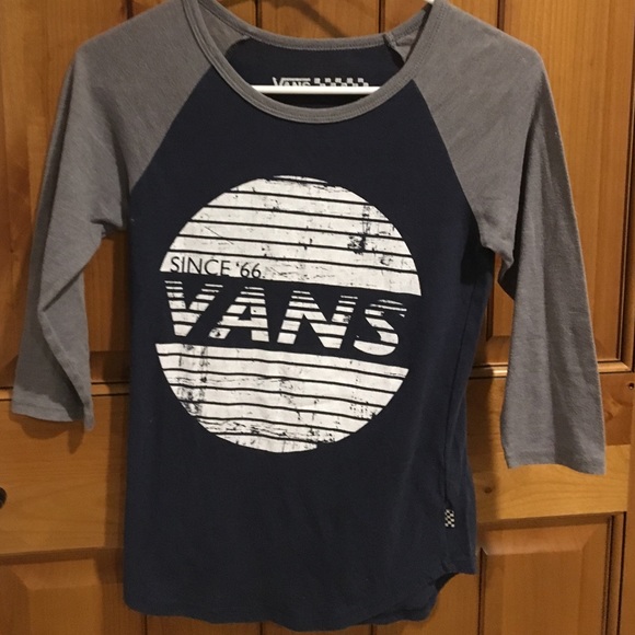 Mid sleeve shirt