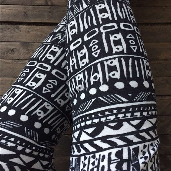 Print Leggings - Picture 7 of 8