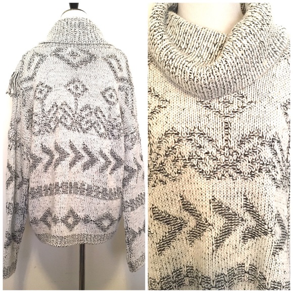 ❄️SALE❄️ Lucky Side Fringe Cowl Sweater - Picture 3 of 4