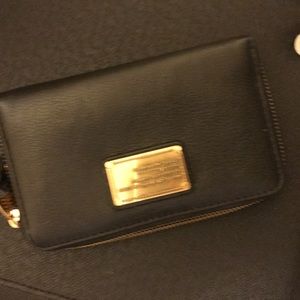 MARC by MARC JACOBS iPhone Wristlet
