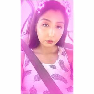 Meet your Posher, Sarahi