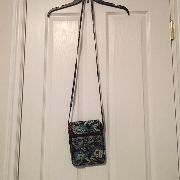 Vera Bradley Cross Body Bag - Picture 2 of 4