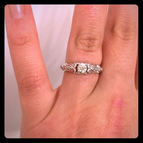 Jewelry - Engagement ring