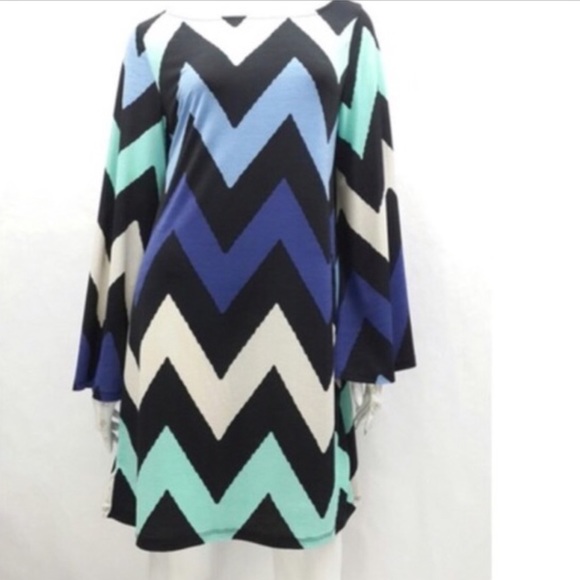 Bell Sleeve Chevron Shift Dress by Blossom Apparel - Picture 4 of 8