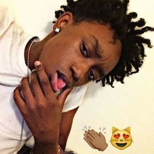 Meet your Posher, Mook