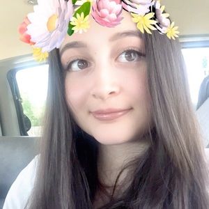 Meet your Posher, Isabel