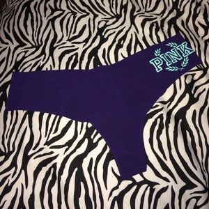 •• PINK vs thong ••