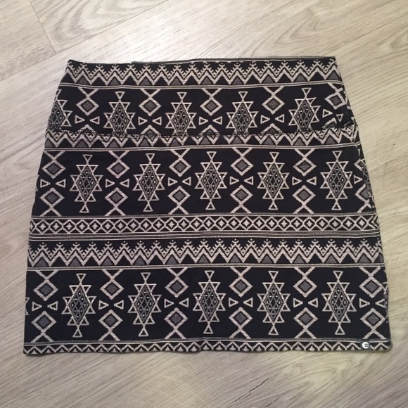 Tribal Billabong mini skirt