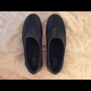 Clark Bendable Leather & Nubuck Front Gored Shoes