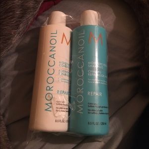 Moroccan Oil Shampoo and Conditioner