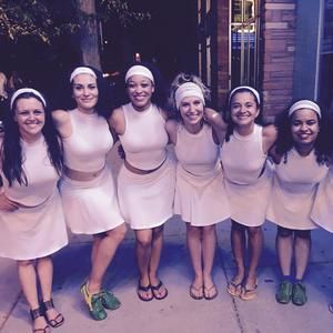 Meet your Posher, Gloria