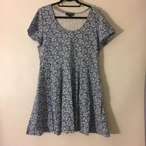 Excellent: Forever 21 short sleeve skater dress