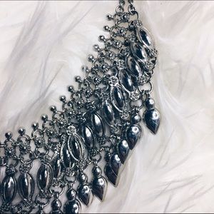 ✨LAST CHANCE - Forever 21 Silver Necklace