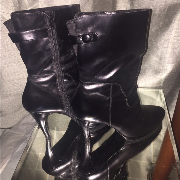 Nine West Boots with high heels - Picture 4 of 4