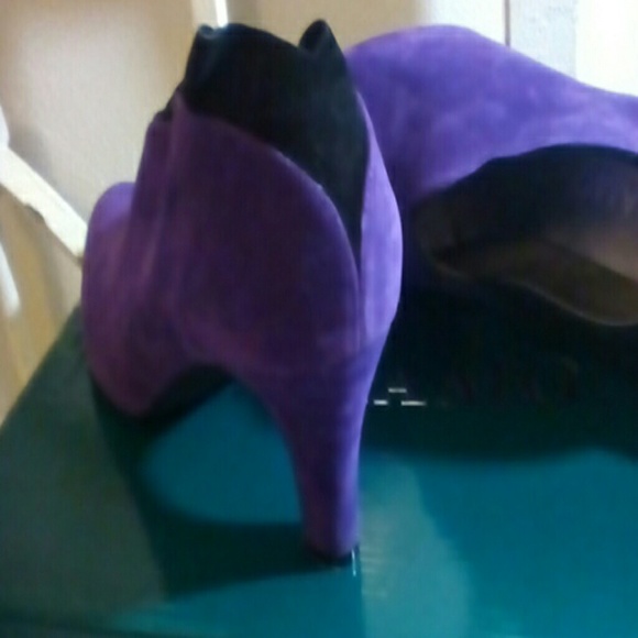 Andiamo Heels NWOT - Picture 2 of 4