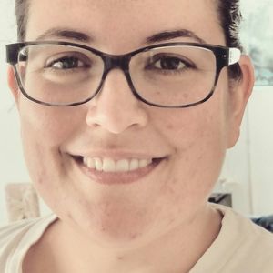 Meet your Posher, Odelia