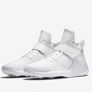 NWT and box Nike Kwazi hightop sneakers