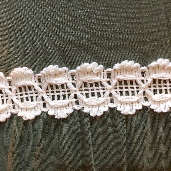 LAST 1❗️Olive Green Long Sleeve Tunic Top 1X , 3X - Picture 2 of 4