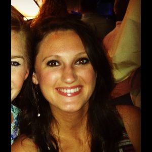 Meet your Posher, Aly