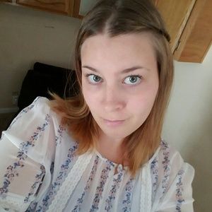 Meet your Posher, Melissa