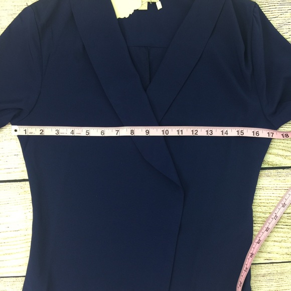 SALE! Lightweight Navy Blue Buttonless Blazer - Picture 5 of 6