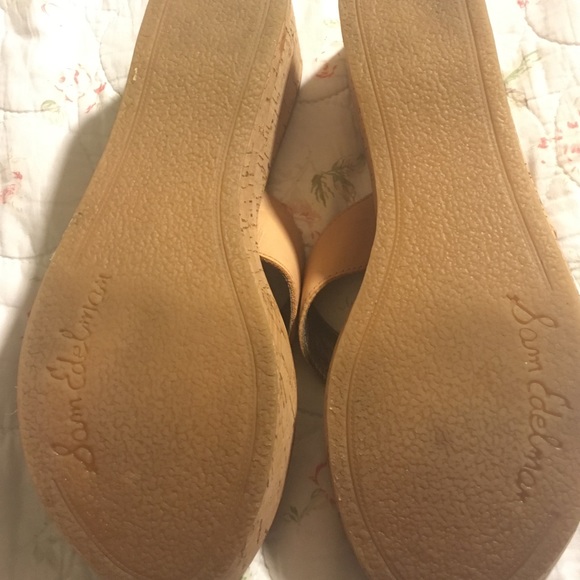 Shoes - Picture 4 of 4