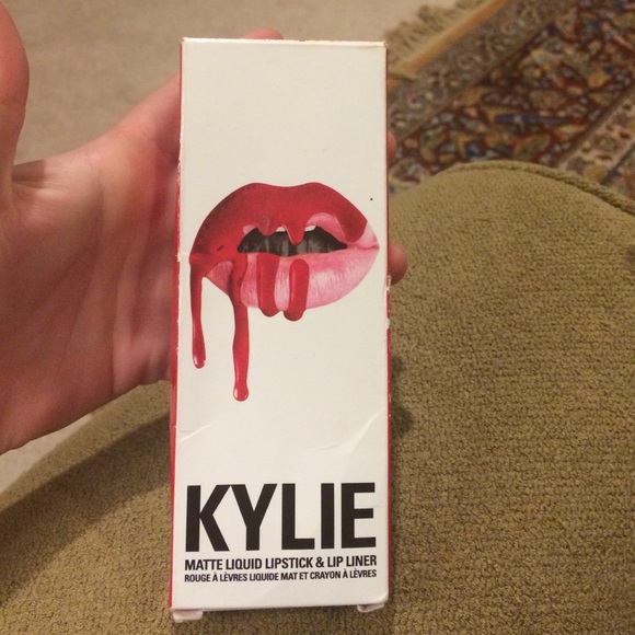 100% authentic Mary Jo K Kylie Lip Kit