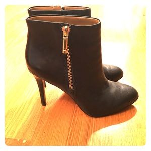 Banana Republic Leather Booties (size 6.5)