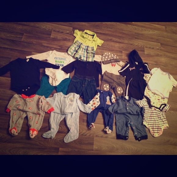 Baby clothes - Picture 1 of 1
