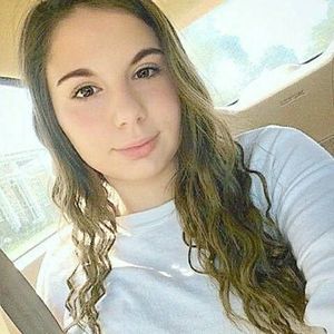 Meet your Posher, Alexia