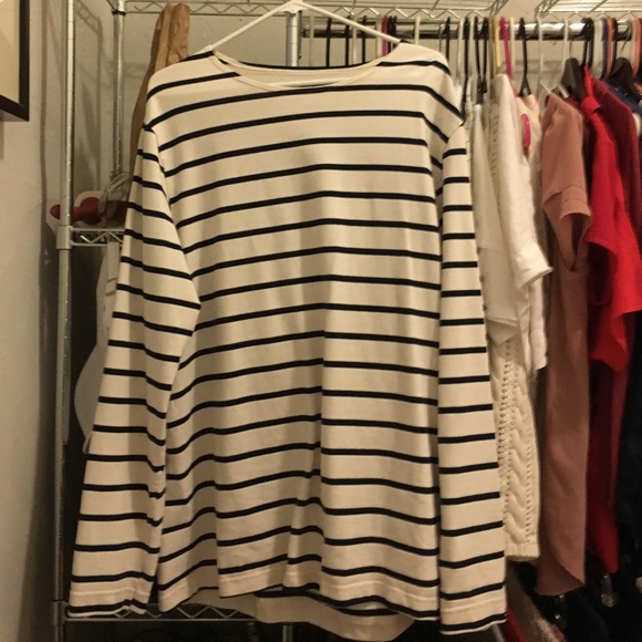 Cute navy and white French mariner top