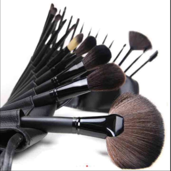 New 24pcs brushes set