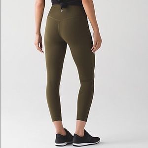 Lululemon Army green aligns