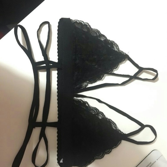 🚨LAST ONE! Black Lace Strappy Caged Bralette Crop - Picture 7 of 8