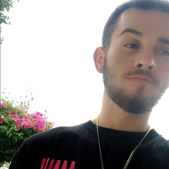 Meet your Posher, Nick - Picture 1 of 1