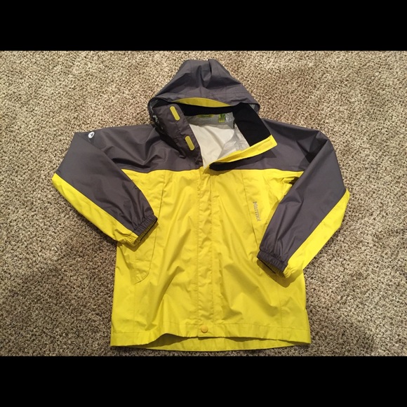 Kids Marmot rain jacket Medium, worn 2-3 times