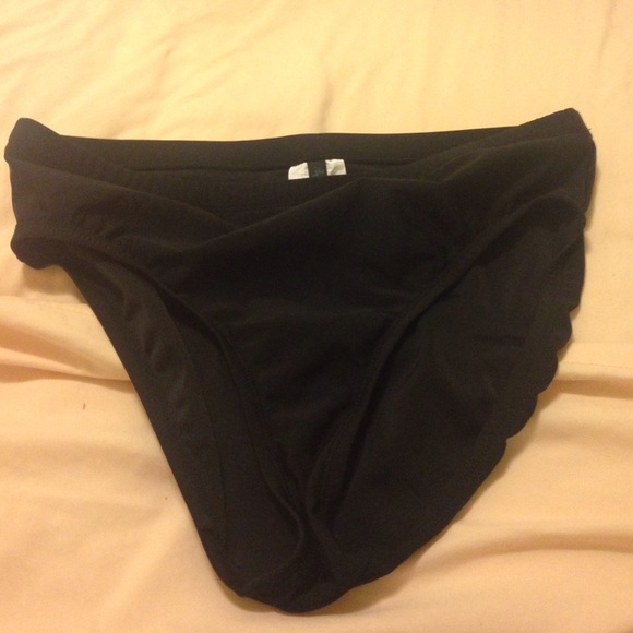 Black bikini bottom