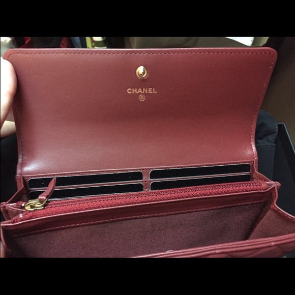 CHANEL QUILTED FLAP WALLET - Picture 3 of 4