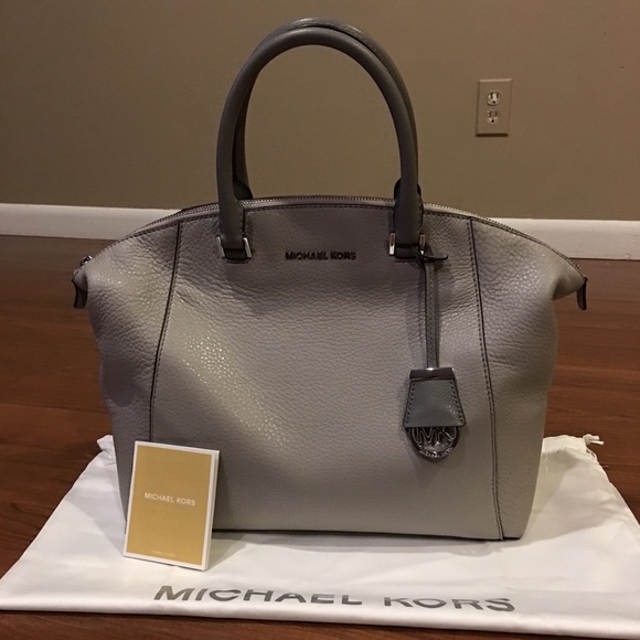 FLASH SALE!! Riley Michael Kors satchel