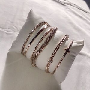 ✨🆕 Woman's Bracelets 🆕✨