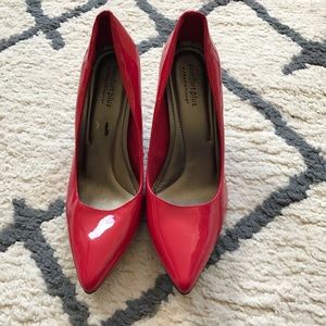Red heels-- low heel, comfortable fit