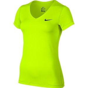 Price changes are open! Neon Nike shirt!