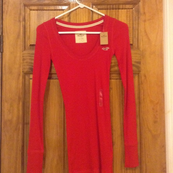 NWT Hollister Long-Sleeved "So Cal Stretch" Shirt