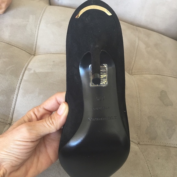 Very classic shoes Burberry - Picture 2 of 4